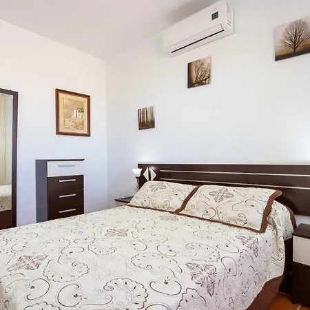 Retreat Villa